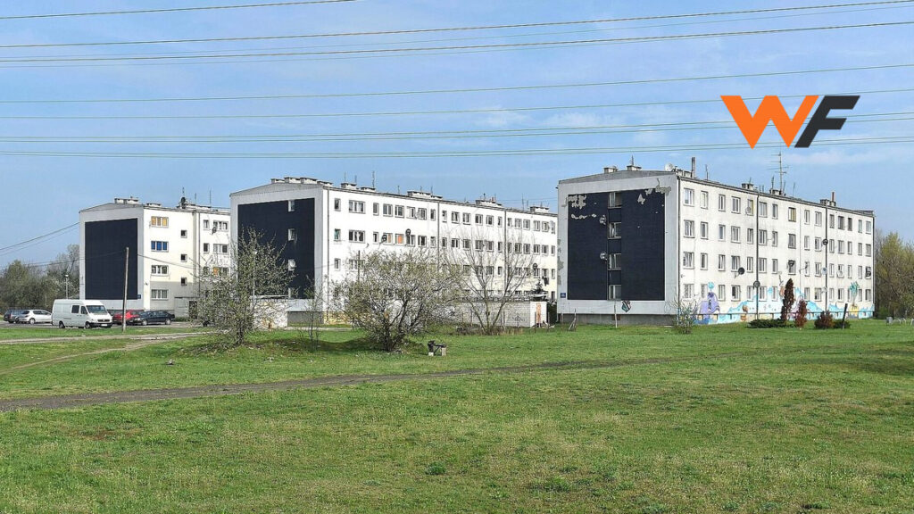 В Варшаве сносят «квартал ужасов» на Дудзярской: блоки на Праге-Полудне исчезнут за полгода