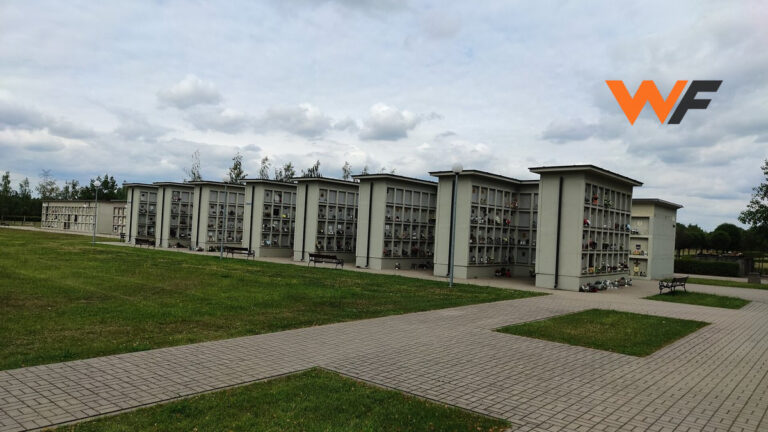 Урну с прахом могут разрешить хранить дома: правительство Польши готовит новые правила погребения